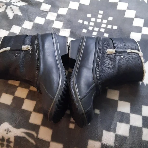 Sorel Black Leather Ankle Rubber Sherpa Lined Boots NL2135-010 Size 9 - Picture 3 of 16